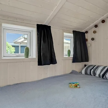 Lovely In With Kitchen Feriehus *