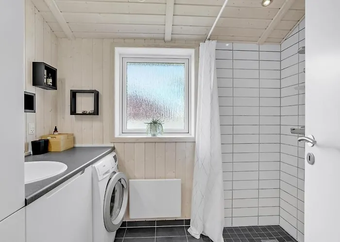 Vakantiehuis Lovely In With Kitchen Slagelse